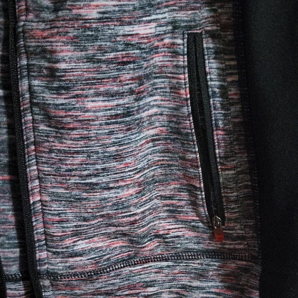 Tangerine Black and Pink Ski Jacket with Full-Zip Closure - Picture 3 of 6